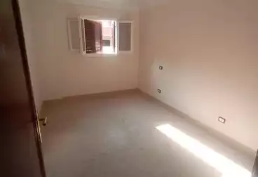 شقق للبيع - 3 غرف - بالدور 1