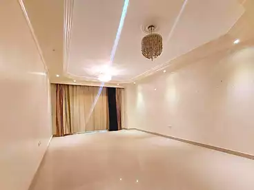 Apartments For sale - 3 rooms - floor 4