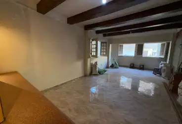 Apartments For sale - 2 rooms - floor 5