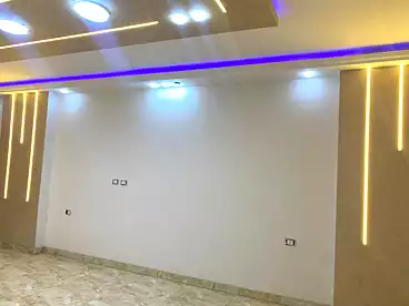 شقق للبيع - 3 غرف - بالدور 7