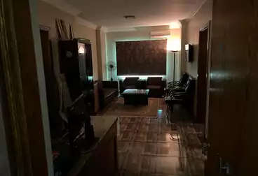 إداري للبيع - 3 غرف - بالدور 1