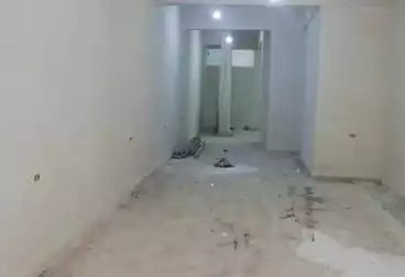 محلات للبيع - بالدور 1