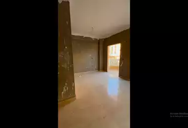 شقق للبيع - 3 غرف - بالدور 1