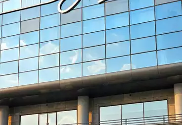 مكاتب للإيجار - 3 غرف - بالدور 3