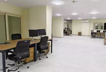 Administrative Building For rent - 30 rooms