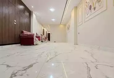 شقق للبيع - 3 غرف - بالدور 8