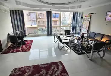 مكاتب للإيجار - 8 غرف - بالدور 2