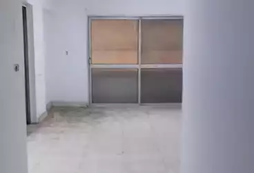 إداري للإيجار - 3 غرف - بالدور 3