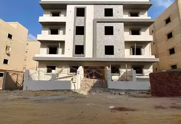 شقق للبيع - 3 غرف - بالدور 1