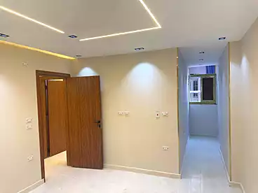 شقق للبيع - 3 غرف - بالدور 2