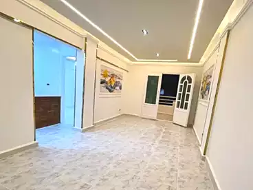 عقارات للبيع في شاطئ النخيل - ٦ اكتوبر، العجمي، 100 متر