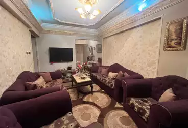 شقق للبيع - 3 غرف - بالدور 0