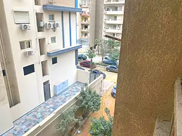 شقق للبيع - 3 غرف - بالدور 3