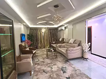 Furnished Apartment For sale - 3 rooms - floor 11