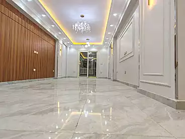 شقق للبيع - 3 غرف - بالدور 8