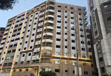 عقارات للبيع - 3 غرف - بالدور 3