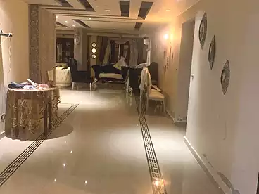 Full Floor For sale - 5 rooms - floor 8