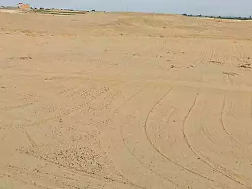 أراضي للبيع