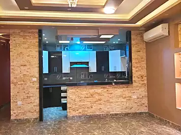 شقق للإيجار - 3 غرف - بالدور 0