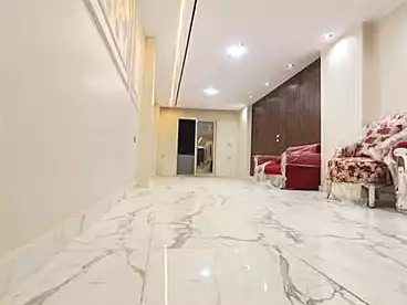 شقق للبيع - 3 غرف - بالدور 8