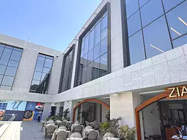 مكاتب للإيجار - 1 غرف - بالدور 1