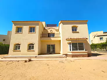 فلل للإيجار - 4 غرف