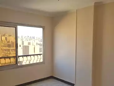 شقق للبيع - 3 غرف - بالدور 8