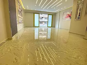 Apartments For sale - 3 rooms - floor 1
