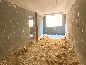 شقق للبيع - 3 غرف - بالدور 1