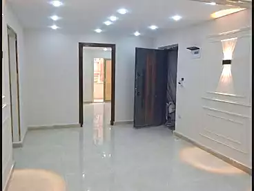 Apartments For sale - 3 rooms - floor 1