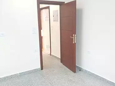 Clinics For sale - 2 rooms - floor 1