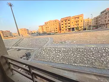عقارات للبيع - 2 غرف - بالدور 1