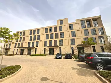 مساحة مكتبية للبيع - بالدور 0