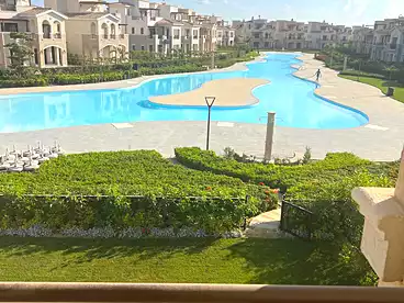 عقارات للبيع - 5 غرف