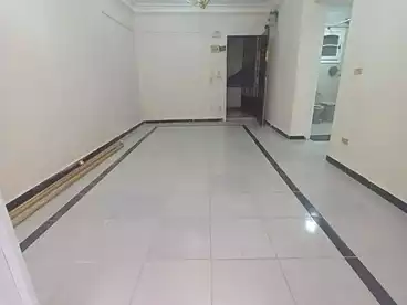 Apartments For sale - 2 rooms - floor 5