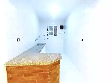 شقق للبيع - 3 غرف - بالدور 1