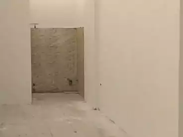 محلات للبيع - بالدور 0