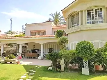 فلل للبيع - 5 غرف