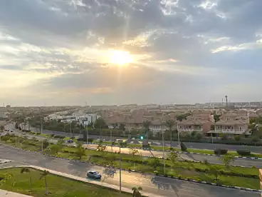 عقارات للبيع - 3 غرف - بالدور 3