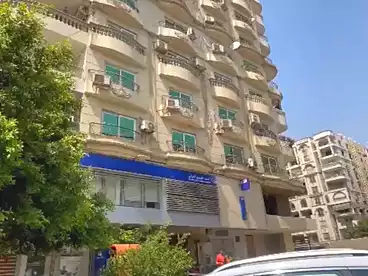 شقق مفروشة للبيع - 3 غرف - بالدور 10