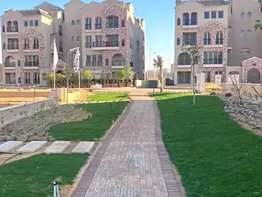 شقق للبيع - 4 غرف - بالدور 7