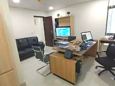 Administrative For rent - 10 rooms - floor 2