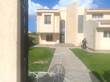 Villas For sale - 4 rooms