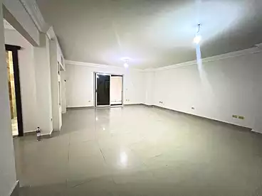 Apartments For sale - 3 rooms - floor 1