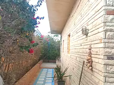 Garden Villa For sale - 6 rooms
