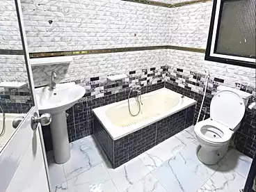 شقق للبيع - 3 غرف - بالدور 5