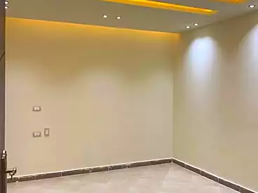 شقق للبيع - 3 غرف - بالدور 3