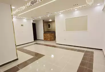 Apartments For sale - 2 rooms - floor 1