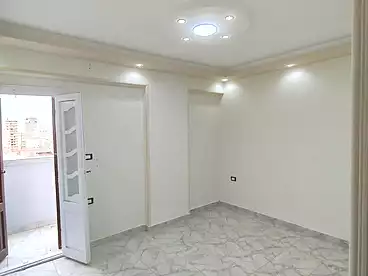 شقق للبيع - 3 غرف - بالدور 8