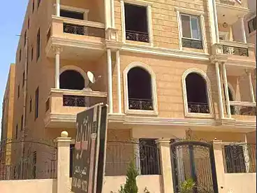 عقارات للبيع - 3 غرف - بالدور 3